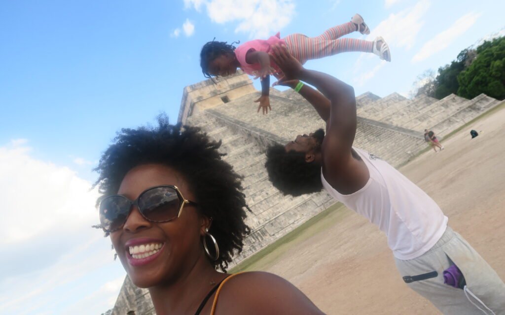 digital nomad family